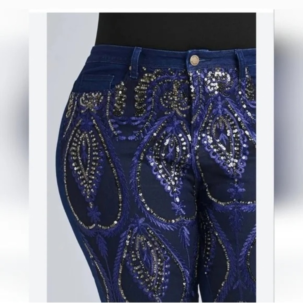 VENUS HOT Blue and Black Sequin Skinny Jeans NWOT 💙🪩 - Picture 3 of 15